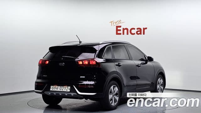 Kia Niro Luxury, 2017 2