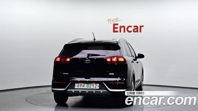 Kia Niro Luxury, 2017 4