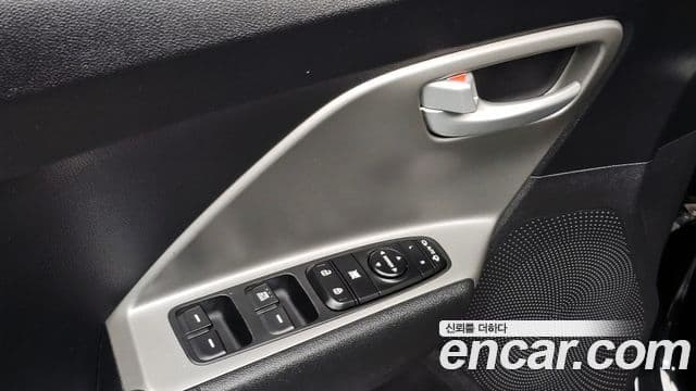 Kia Niro Luxury, 2017 14