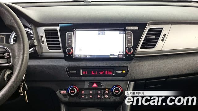 Kia Niro Luxury, 2017 16