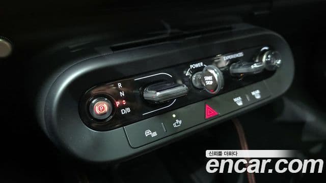 Mini Cooper Электрический (Electric) 4세대 JCW, 2025 9