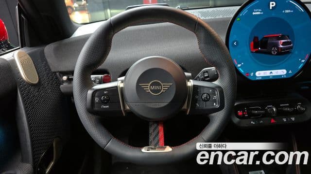 Mini Cooper Электрический (Electric) 4세대 JCW, 2025 13