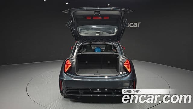 Mini Cooper Электрический (Electric) 4세대 JCW, 2025 20