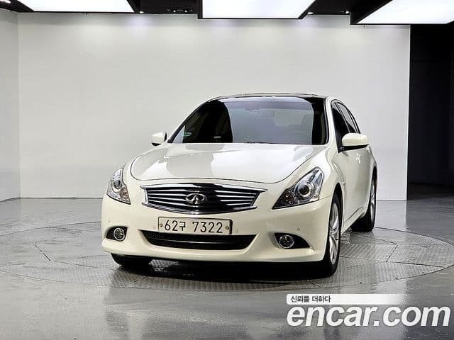 Infiniti G25 V36, 2013 2