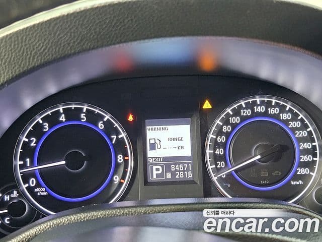 Infiniti G25 V36, 2013 7