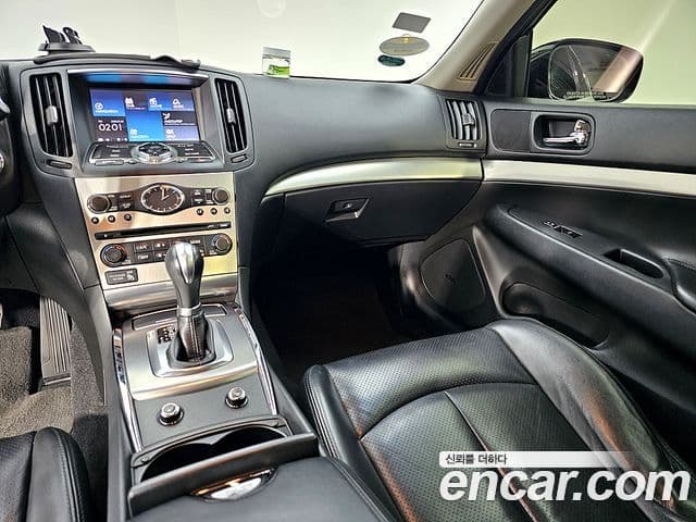 Infiniti G25 V36, 2013 10