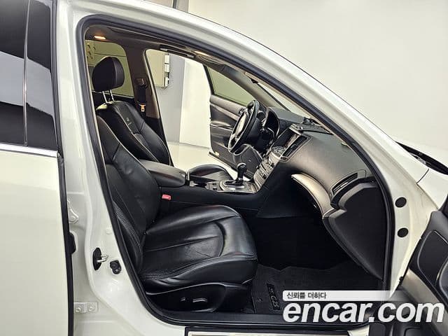 Infiniti G25 V36, 2013 11