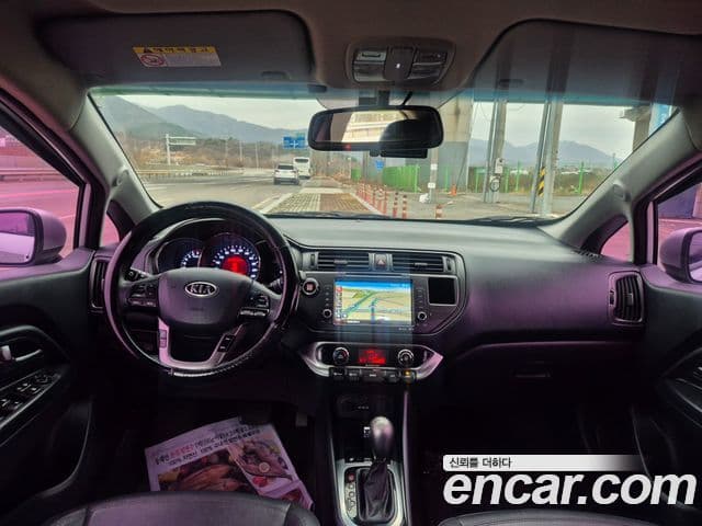 Kia All New Pride Prestige, 2012 15