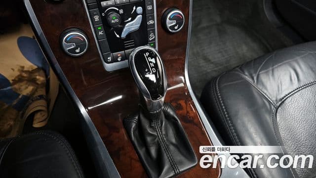 Volvo XC70 3세대, 2014 9