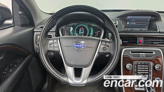 Volvo XC70 3세대, 2014 13