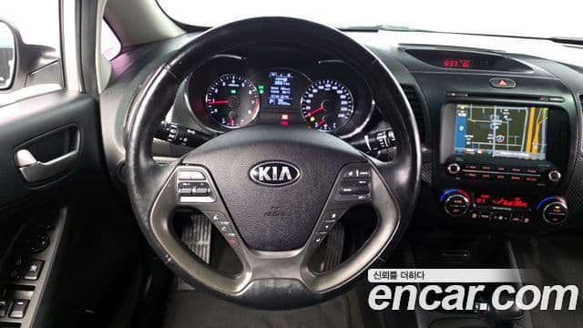 Kia K3 Trendy, 2015 13