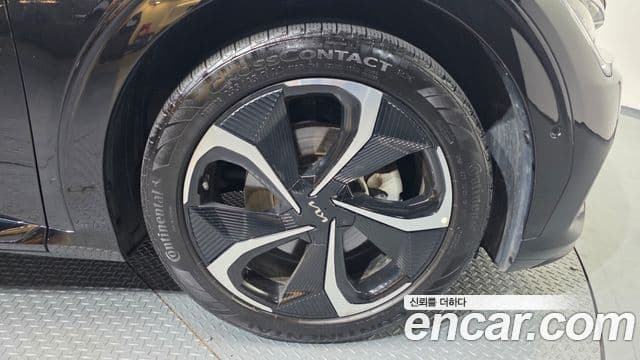 Kia EV6 GT Line, 2023 все фото