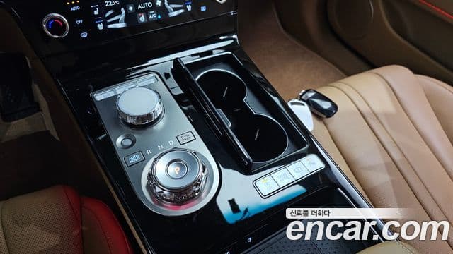 Genesis G80 (RG3) бензин 2.5 турбо AWD, 2025 9