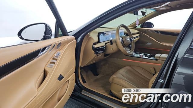 Genesis G80 (RG3) бензин 2.5 турбо AWD, 2025 11