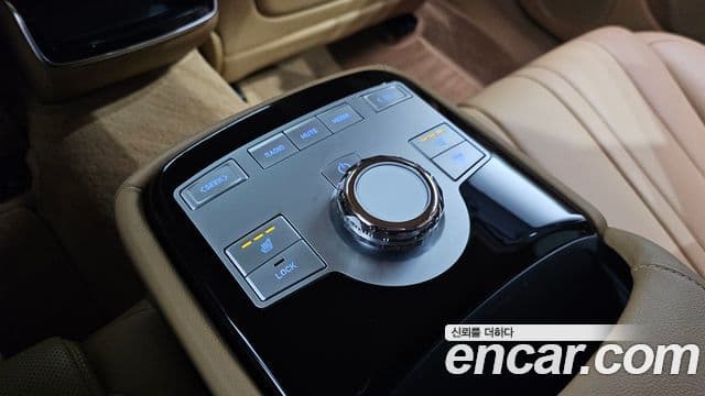 Genesis G80 (RG3) бензин 2.5 турбо AWD, 2025 17