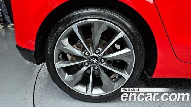 Hyundai Veloster (JS) Core, 2018 все фото