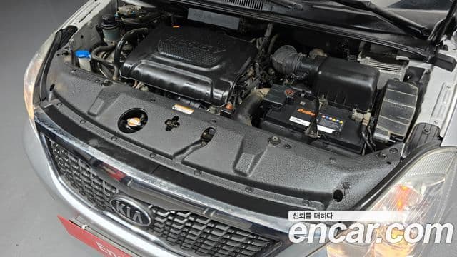 Kia Carnival R топовая версия, 2012 6