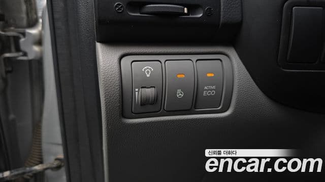 Kia Carnival R топовая версия, 2012 17