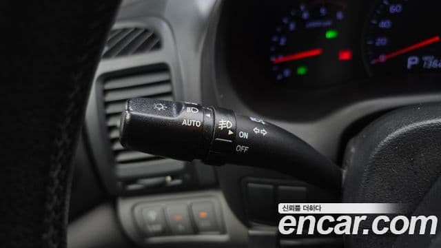 Kia Carnival R топовая версия, 2012 19