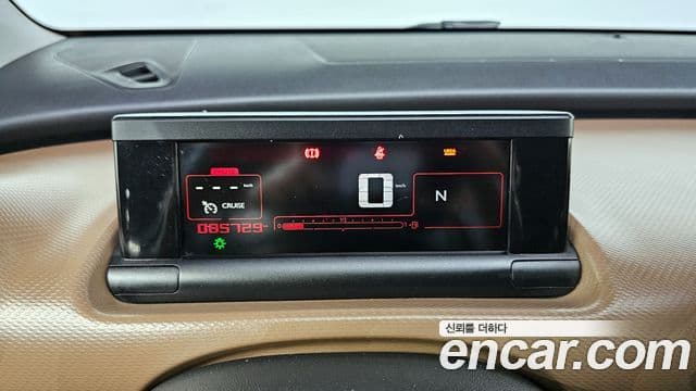 Ситроен / DS C4 Cactus 1.6 BlueHDi Shine, 2017 8