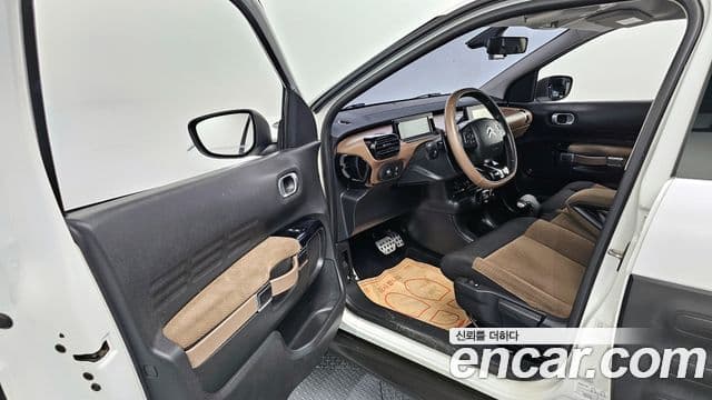 Ситроен / DS C4 Cactus 1.6 BlueHDi Shine, 2017 10