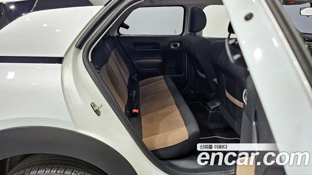 Ситроен / DS C4 Cactus 1.6 BlueHDi Shine, 2017 11