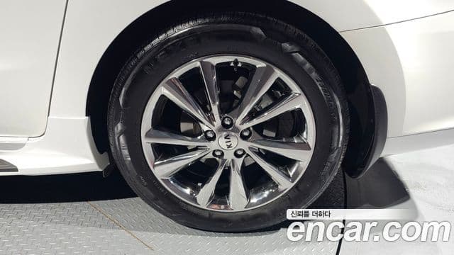 Kia The / новый New Carnival Special, 2020 все фото