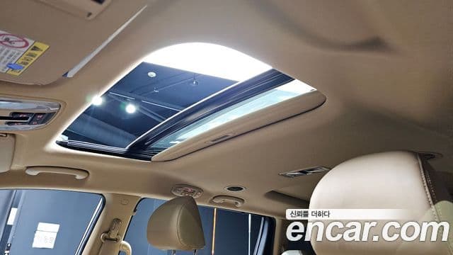 Kia The / новый New Carnival Special, 2020 16