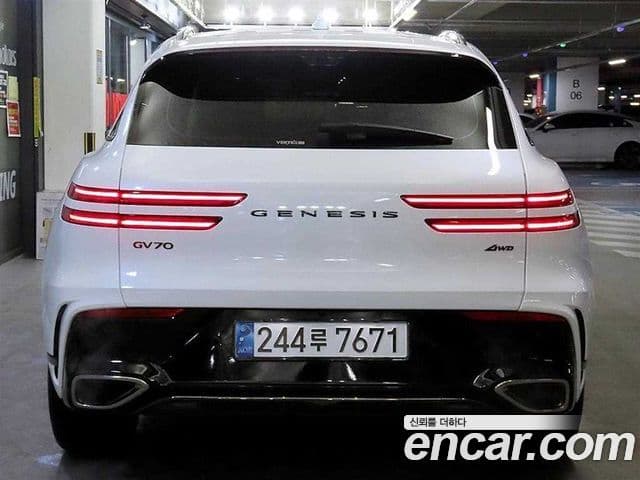 Genesis GV70, 2025 все фото