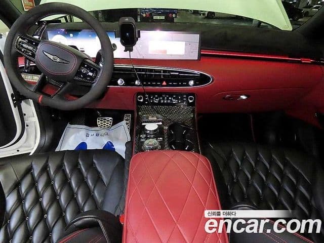 Genesis GV70, 2025 10