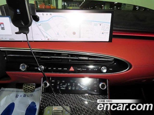 Genesis GV70, 2025 11