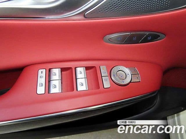 Genesis GV70, 2025 13