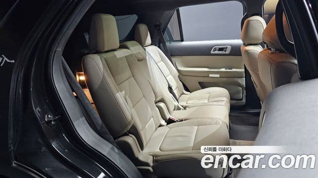 Ford Explorer XLX, 2015 12