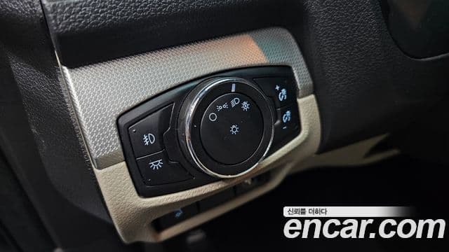 Ford Explorer XLX, 2015 18