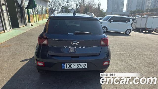 Hyundai Venue 1.6 Flux, 2023 4