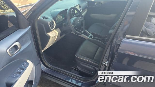 Hyundai Venue 1.6 Flux, 2023 10