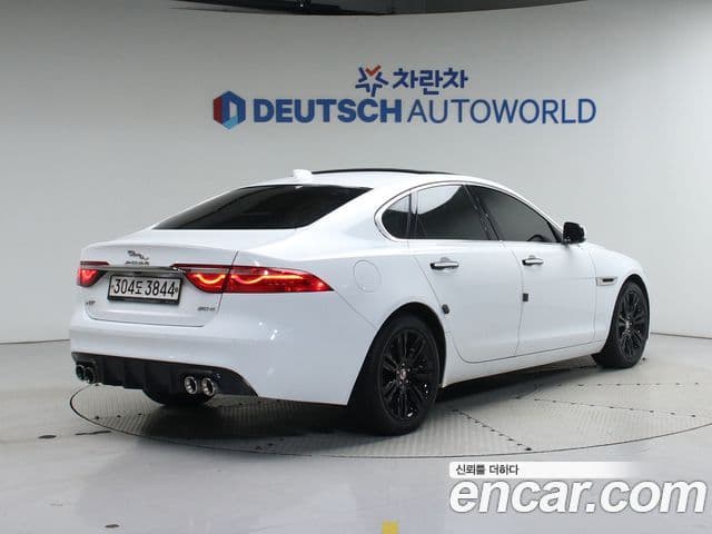 Jaguar XF (X260) 20d Portfolio, 2017 3