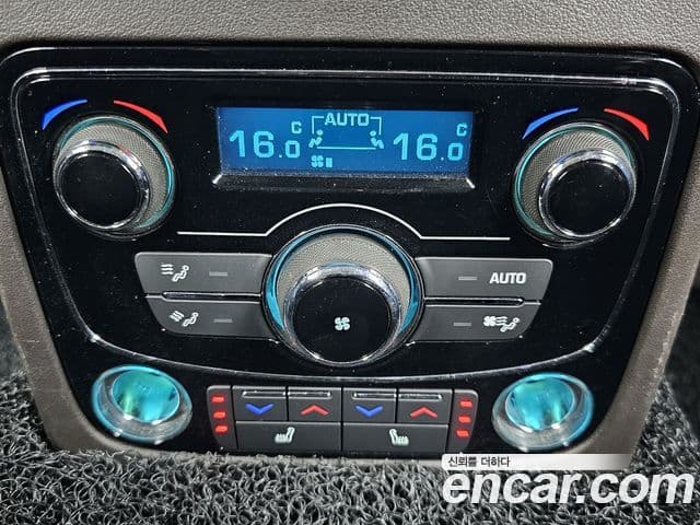 Jaguar XF (X260) 20d Portfolio, 2017 16