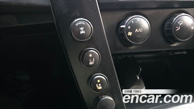 KG모빌리티(SsangYong) Korando Sport Club, 2014 16