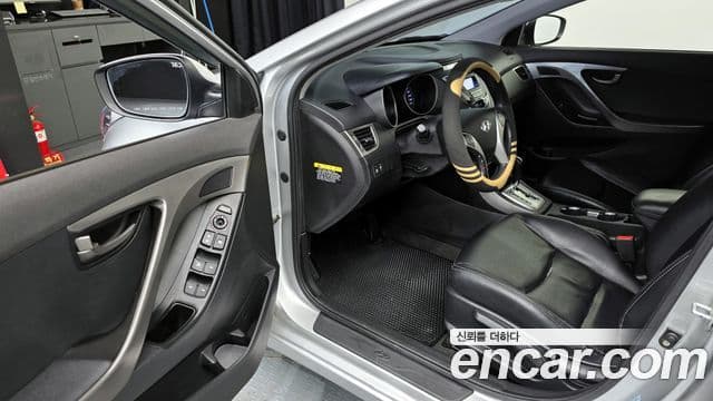 Hyundai Avante MD Luxury, 2012 10