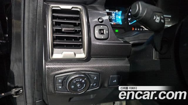 Ford 레인저 3세대 Wildtrak, 2021 15