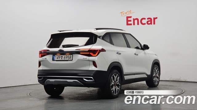 Kia Seltos Signature, 2022 2