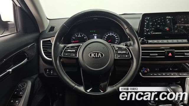 Kia Seltos Signature, 2022 13
