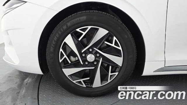 Hyundai The / новый New Grandeur IG гибрид Le Blanc, 2022 все фото