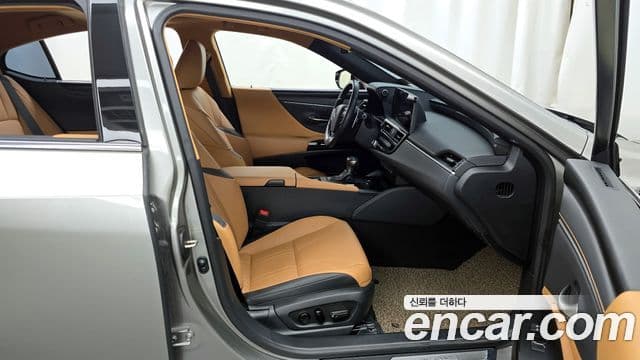 Lexus ES300h 7세대 Luxury Plus, 2023 11