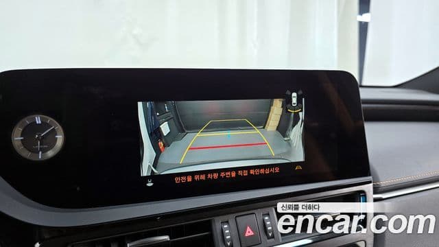 Lexus ES300h 7세대 Luxury Plus, 2023 15