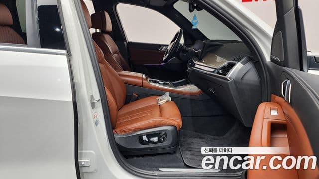 BMW X7 (G07) xDrive 40d Design Pure Excellence 6인승, 2023 11