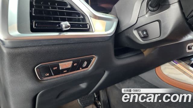 BMW X7 (G07) xDrive 40d Design Pure Excellence 6인승, 2023 14