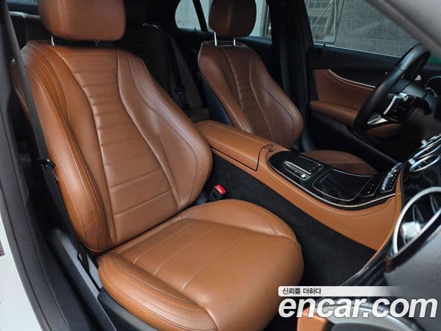 Mercedes-Benz E-класс W213 AMG Line, 2021 20