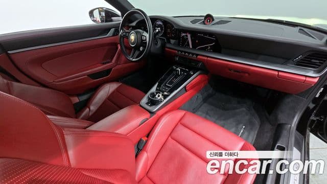 Porsche 911 (992) Carrera 4, 2020 7